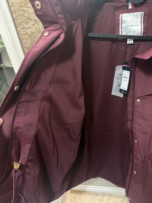 Tommy Hilfiger ветровка