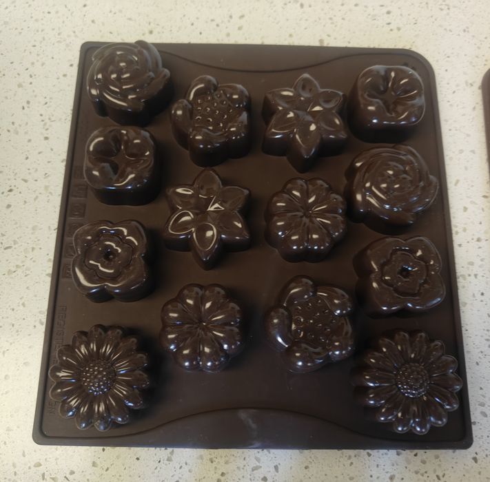 Силиконови форми за печене, бонбони или свещи