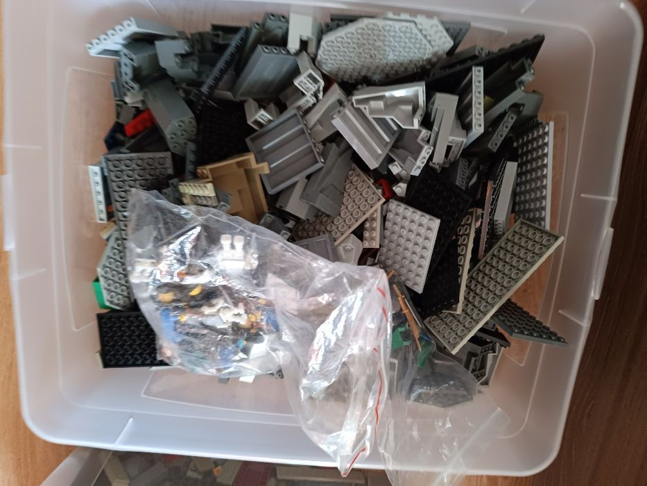 Лего китайско  3 лота от около 3 кг + 15 фигурки