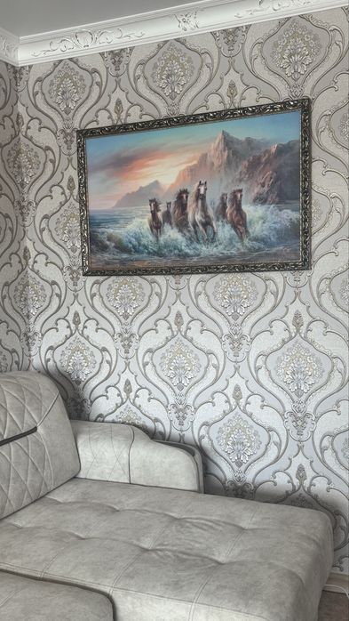 Продам картины 2000тг