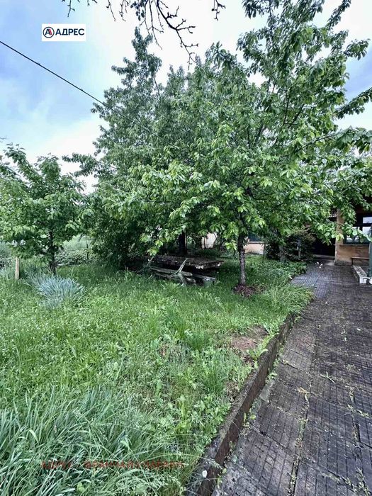 Къща в Ловеч, област-с.Врабево площ 81 цена 60000