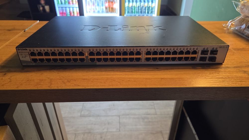 Продам комутатор на 48 портов