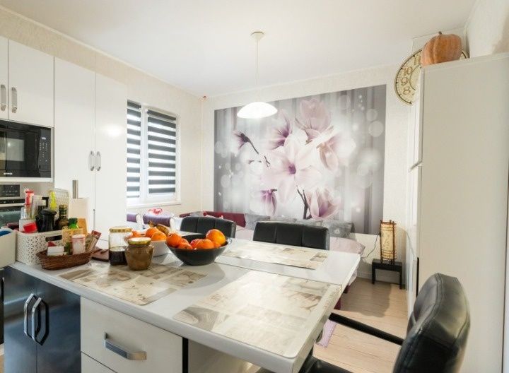 Продава се Тристаен апартамент в Пловдив, Захарна фабрика - 86 кв.м за 1056 €/кв.м - Снимка #2