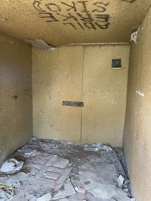 Продам контейне 20 тонн