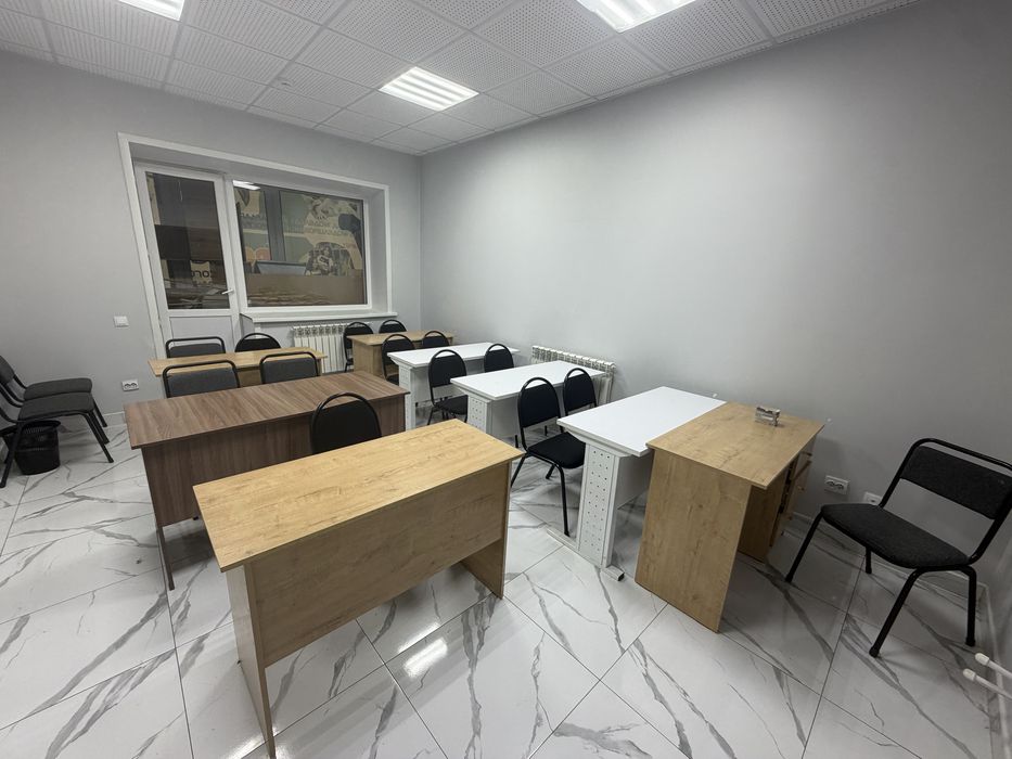 Продам парты стулья