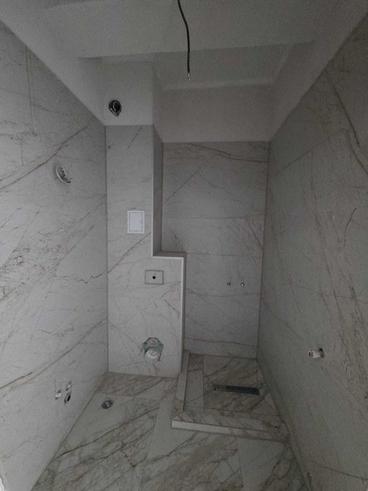 Apartament 2 camere- 65.000e FINISAT- BVD VASILE MILEA- langa MALL SHOPPING CITY