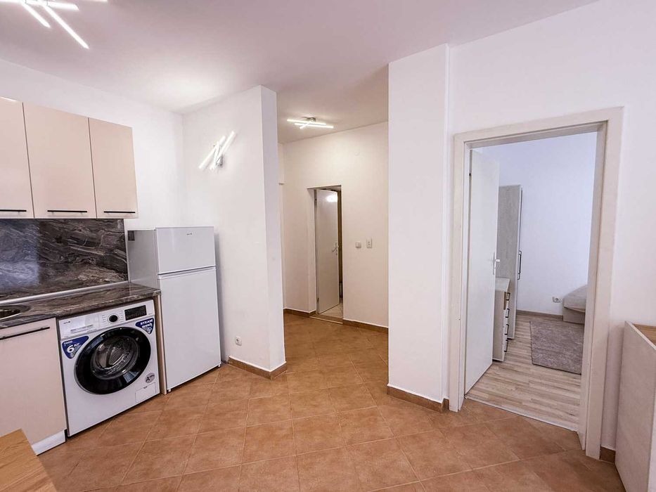 Двустаен обзаведен апартамент, Суперцентър