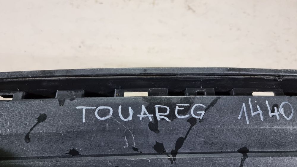 Spoiler inferior bara spate VW Touareg 2018, 2019, 2020, 2021, 2022, cod origine OE 760807568J