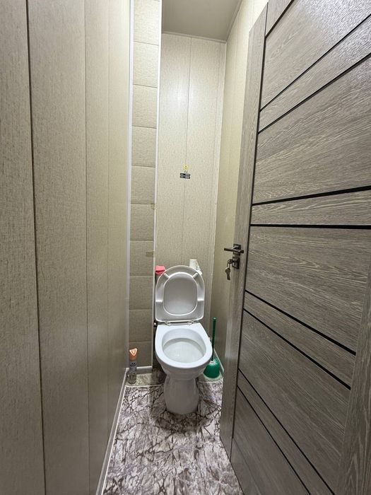 Срочно придётся 2/1/4 квартира феруза эко базар балкон 2/6 с ремонтом