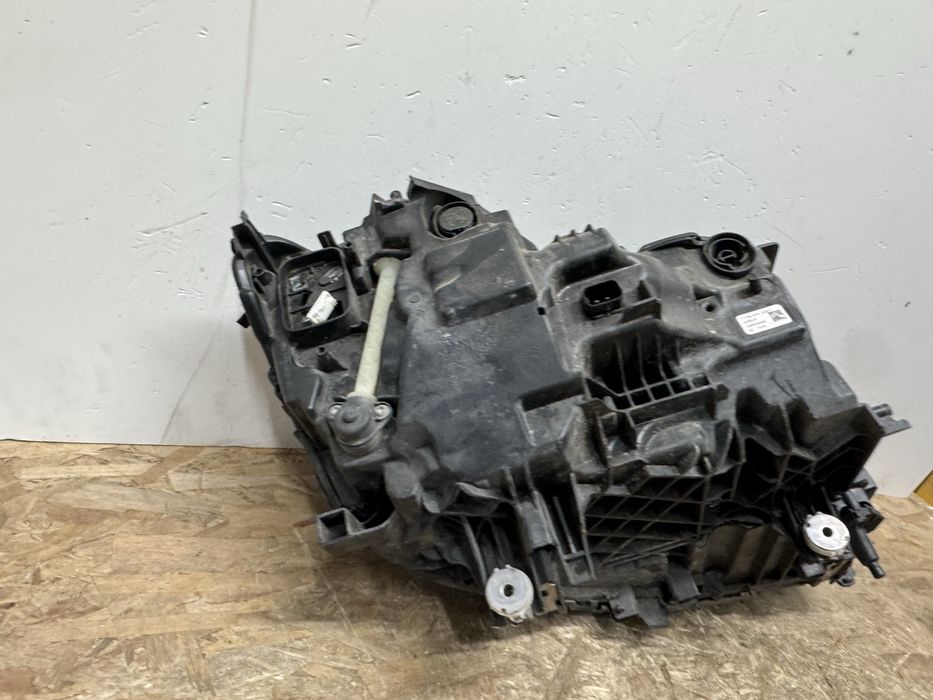 Far bmw G11 G12 LCI Laser 2019-2021 stanga