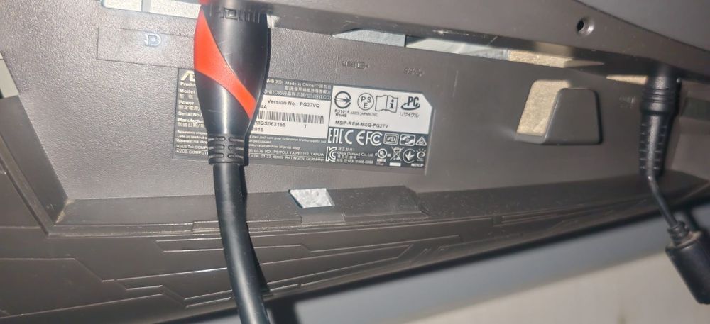 Monitor curbat gaming asus rog Swift