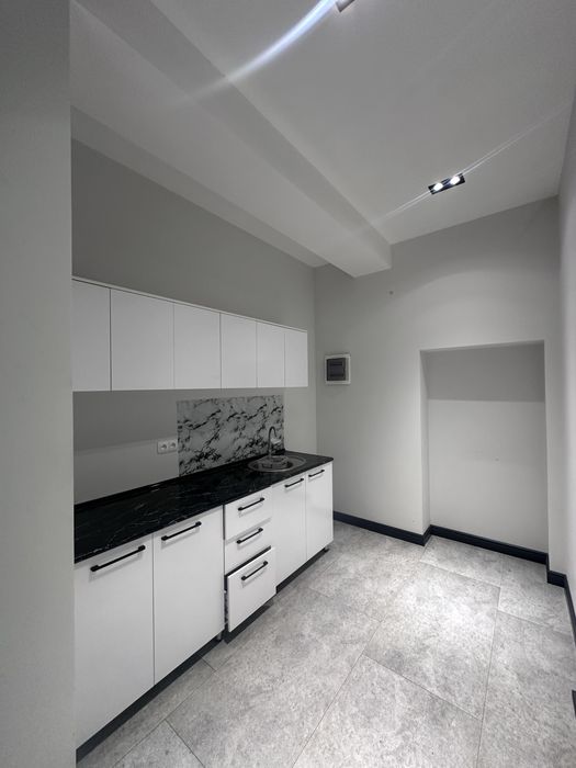 Продаётся нежилое помещение в Центре с Долгосрочным Арендатором! 194м2