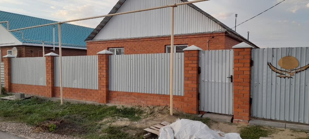 Продаётся дом село Садовое