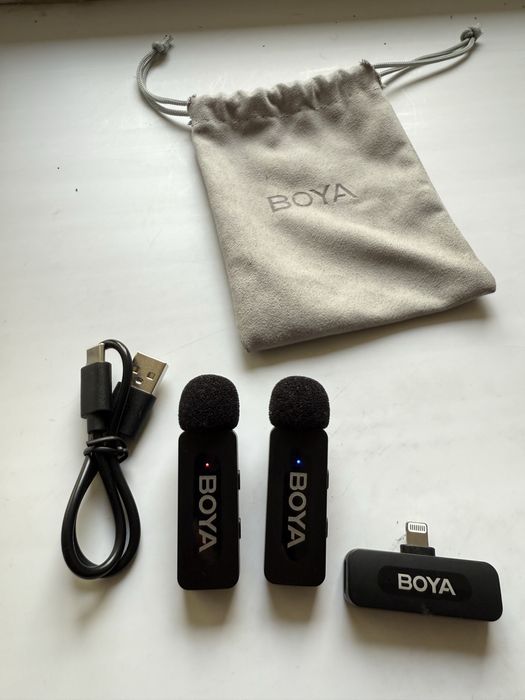 Отличные петлички профисиональные BOYA лайтнинг