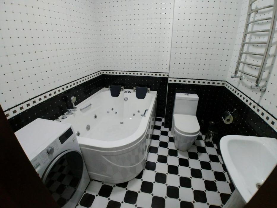 Ц-2 Новостройка 2/2/8 102-кв.м Элитные квартиры в центре города