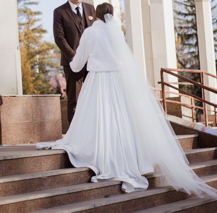 Продам свадебное платье