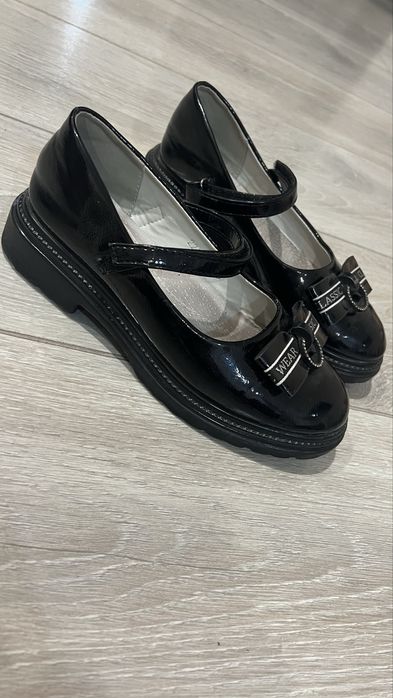 Туфельки дл школы 33 размер