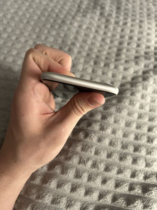 iphone 11 128gb 85% в идеальном состоянии