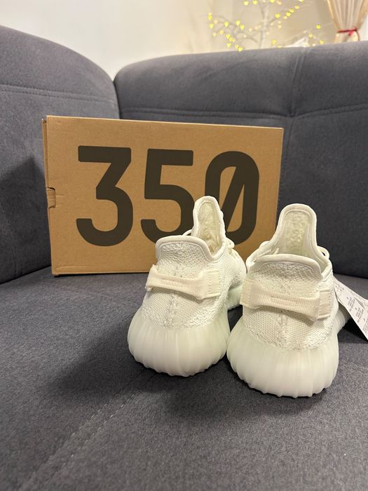 Adidas YEEZY 350 v2