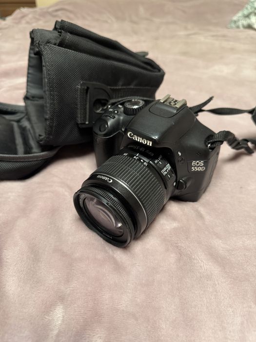 Canon EOS550d + Линза canon 18-55