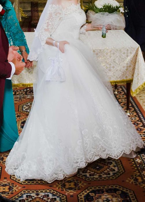 Rochie de mireasă regină