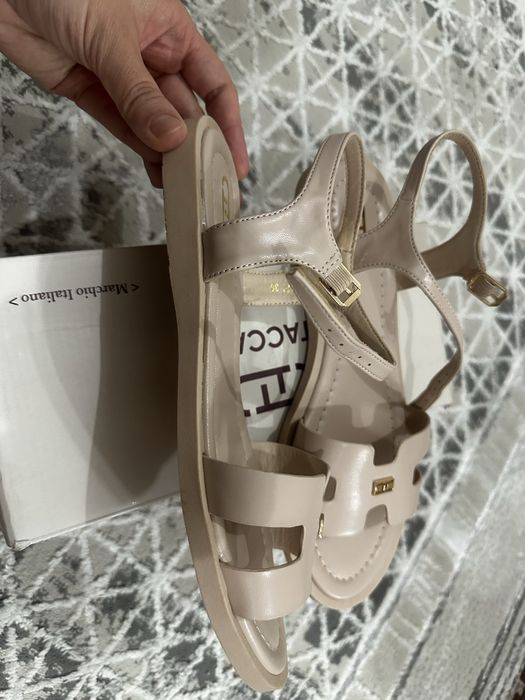 Летние сандали 39 размера