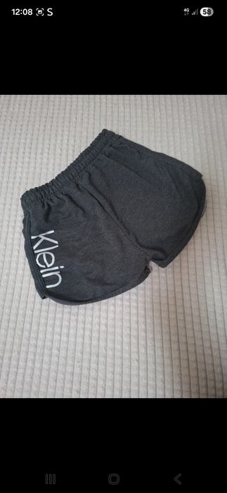 Pantaloni scurti femei