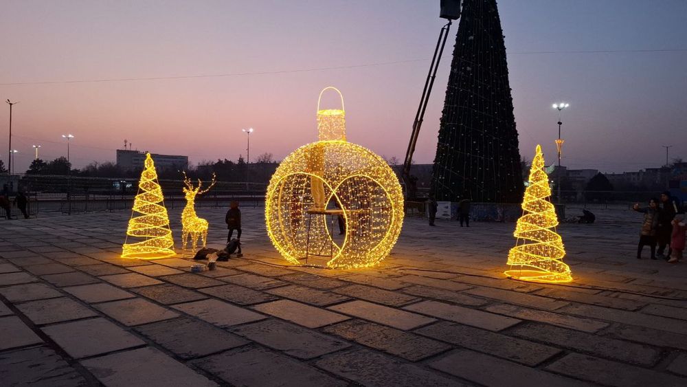 Новогодние Фигуры в ассортименте от производителя