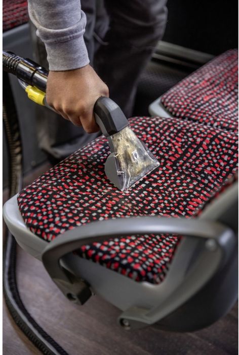 Моющий пылесос Karcher