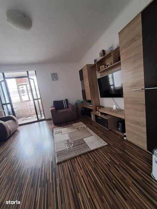 Km 4, garsoniera, 33 mp, 60.000 euro