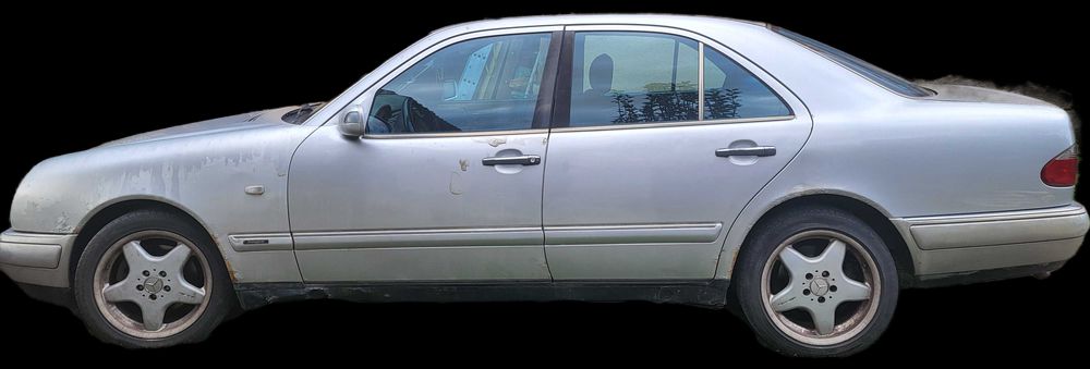 Mercedes-Benz E Class Avantgarde