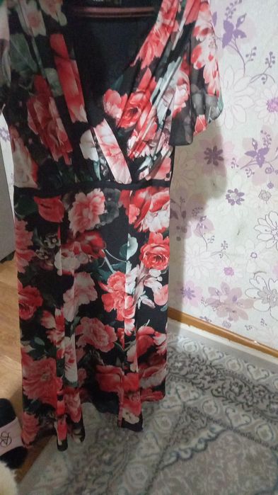 Платье и в мир,и в пир