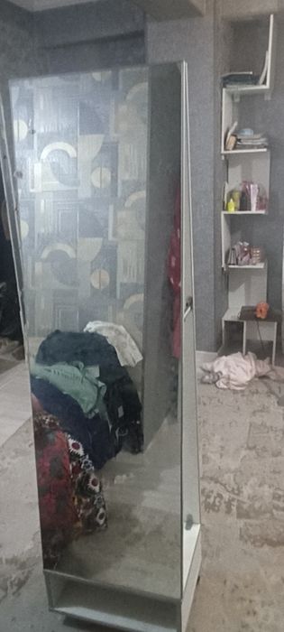 Продаю 2 зеркало