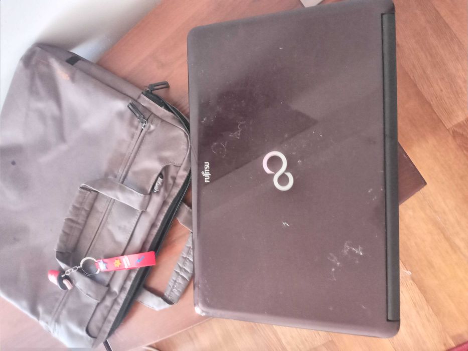 Продам Ноутбук FUJITSU