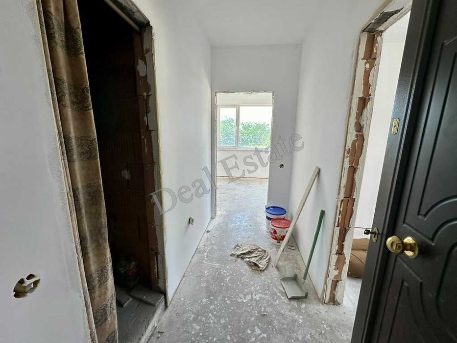 Продава се Двустаен апартамент в Благоевград, Широк център - 48 кв.м за 1103 €/кв.м - Снимка #4