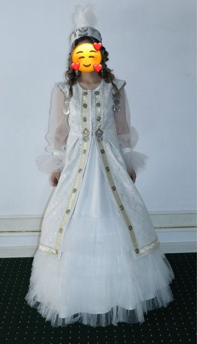 Платье на узатуу