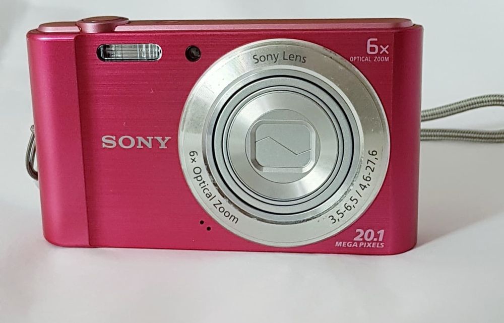 Aparat foto compact Sony Cyber-shot DSC-W810 Roz - NOU la cutie (Retro/Digicam)