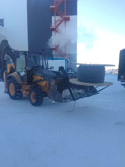 Продам экскаватор погрузчик