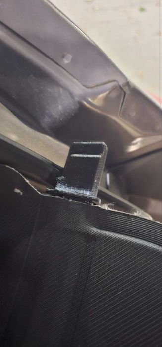 Водачи за щора за багажник за Ford