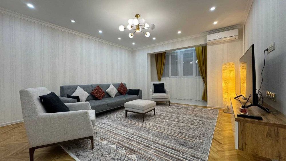 Садык Азимова • 2-комн • 65 м² • этаж 7/10 • [УА:0098]