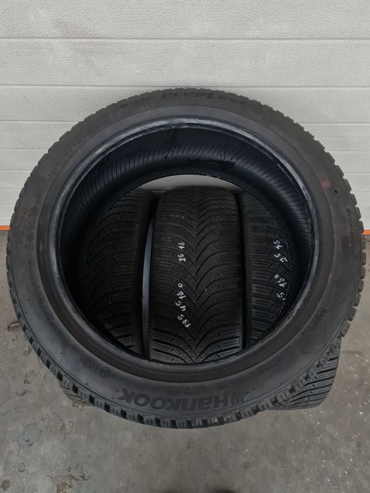 Зимни гуми 4 броя HANKOOK WinterIcept RS2 195 45 R16 дот 2616