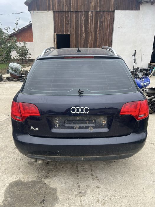 Dezmembrez audi a4 b7 2.0 blb