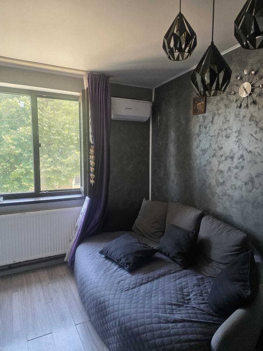 Vand apartament 2 cam apropiere metrou