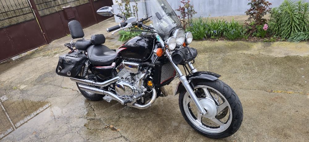 Honda magna vf750c