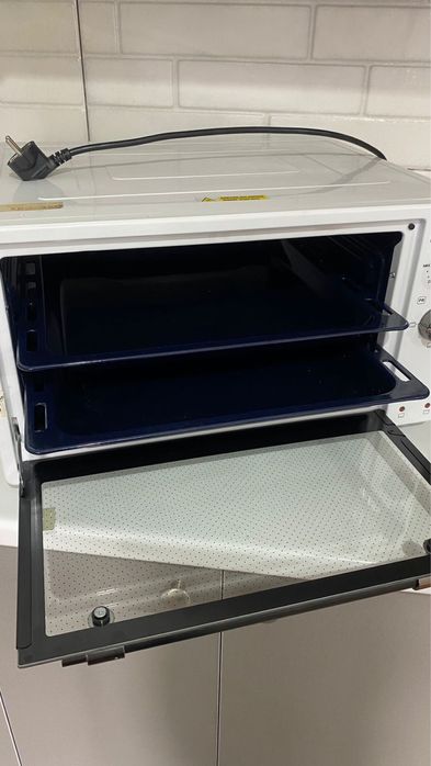 Духовка абсолютно новая