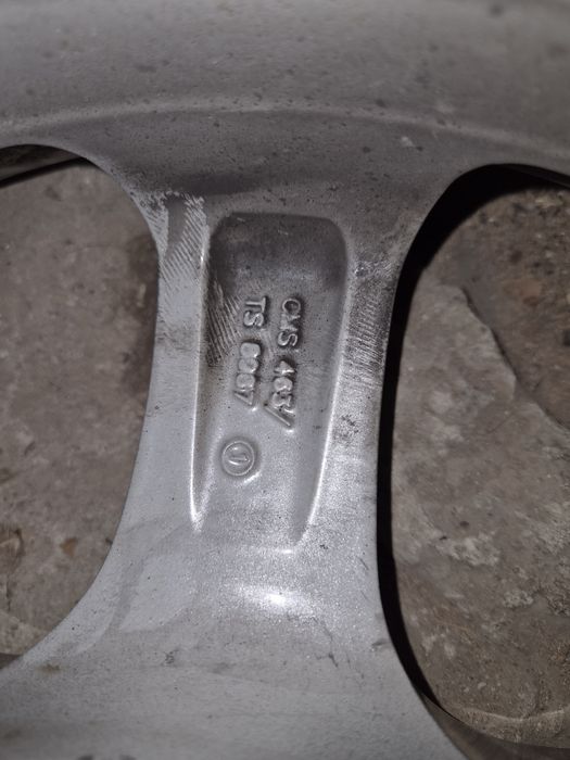 Джанти с гуми 16" 5x112