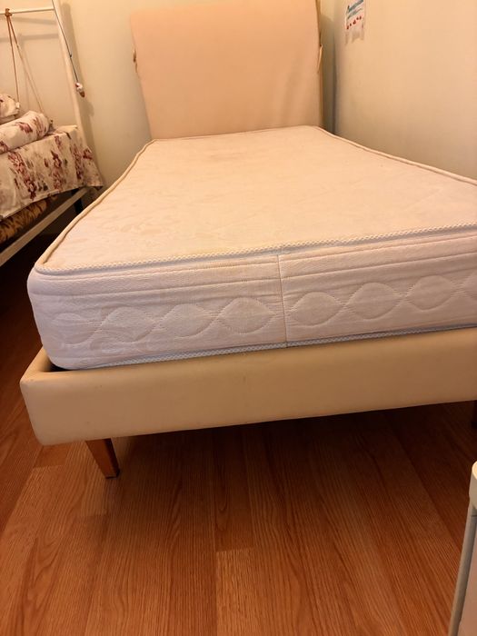 Pat pentru o persoana saltea cadou