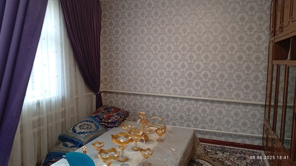 Ховли Уй сотилади