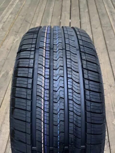 Новые 2 штуки 235/65/16