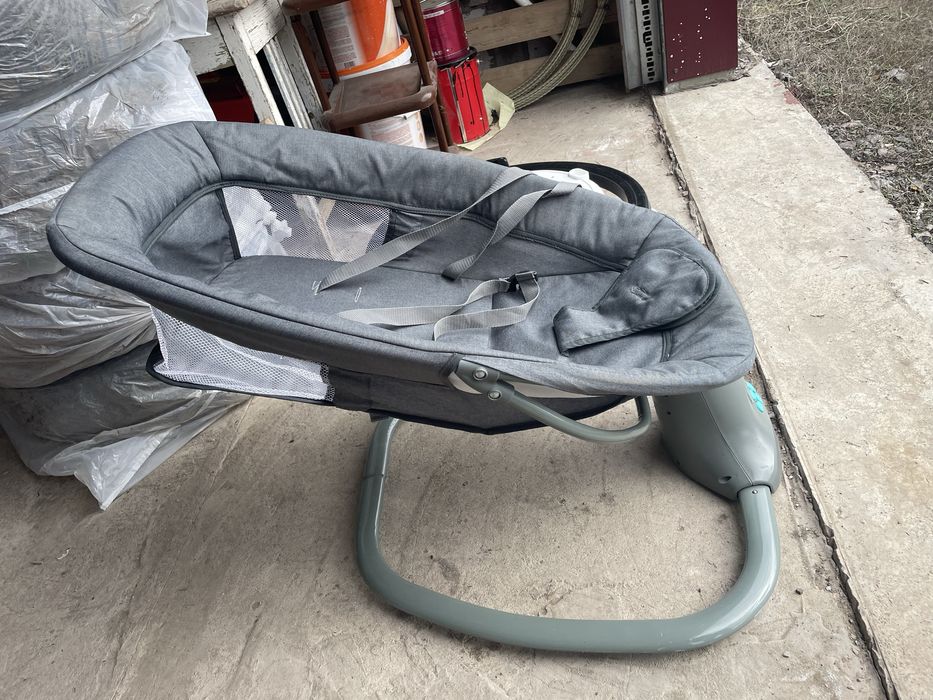 Кресло качалка и ходунки